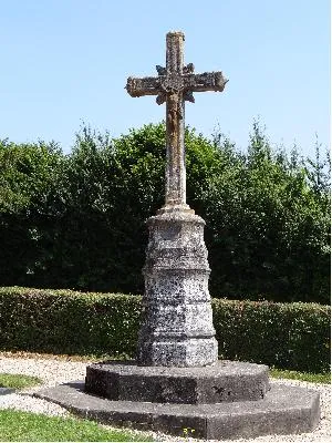 Calvaire du cimetière de Saint-Grégoire-du-Vièvre