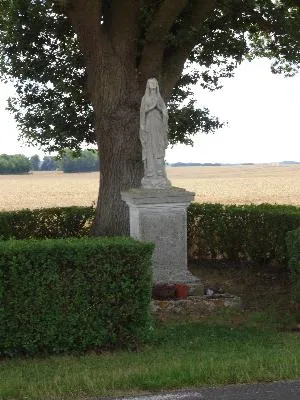 Statue de la Vierge à Sainte-Marie-de-Vatimesnil