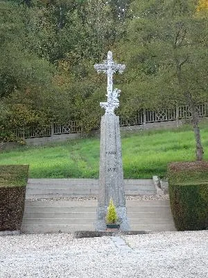 Calvaire du cimetière de Navarre à Évreux