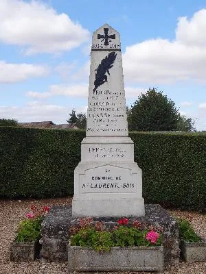 Monument aux morts de Saint-Laurent-des-Bois