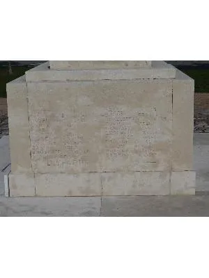 Monument aux morts du Neubourg
