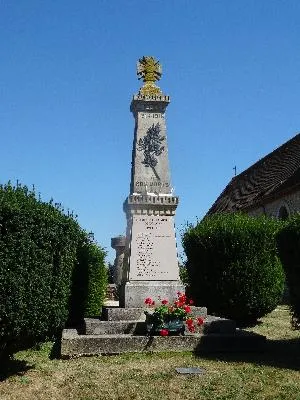 Monument aux morts de Douains