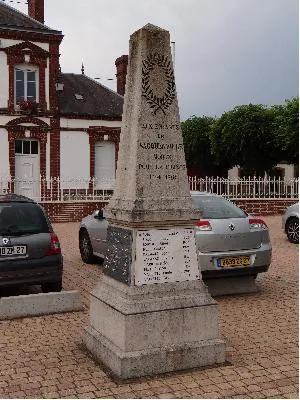 Monument aux morts de Sacquenville