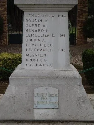 Monument aux morts de Saint-Amand-des-Hautes-Terres