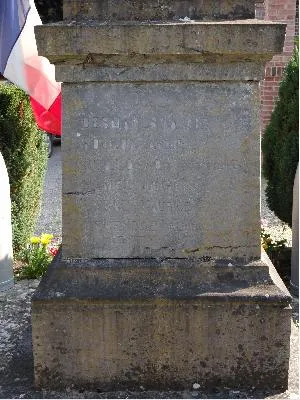 Monument aux morts de Notre-Dame-du-Hamel