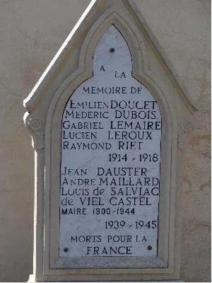 Monument aux morts de Louye