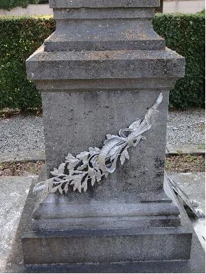 Monument aux morts de Combon