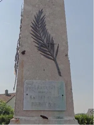 Monument aux morts de Romilly La Puthenaye