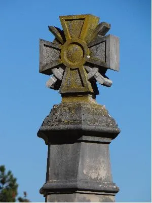 Monument aux morts de Dangu