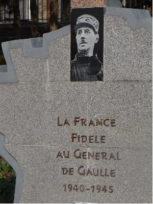 Monument au Général de Gaulle de Bernay