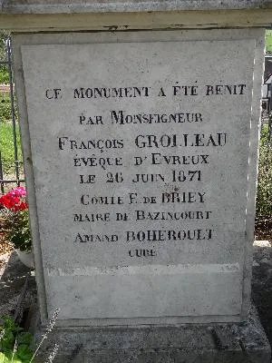 Monument aux morts de Bazincourt-sur-Epte