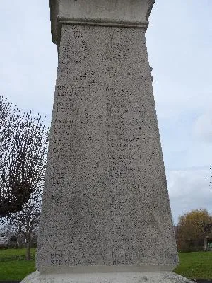 Monument aux morts de Quillebeuf-sur-Seine