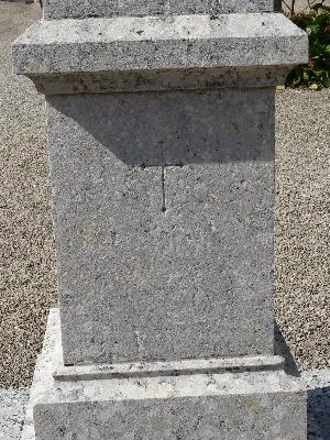 Monument aux Morts de Saint-Nicolas-d'Attez