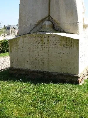 Monument aux morts de Verneuil-sur-Avre