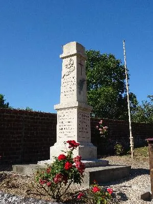 Monument aux morts d'Houville-en-Vexin