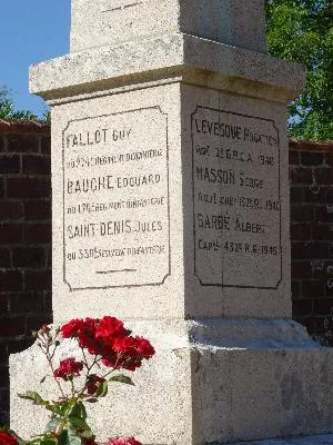 Monument aux morts d'Houville-en-Vexin