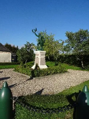 Monument aux morts de Beaumesnil