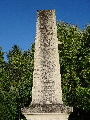 Monument aux morts de Gouttières