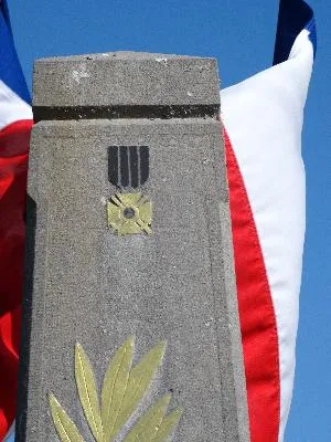 Monument aux Morts de Saint-Aubin-des-Hayes