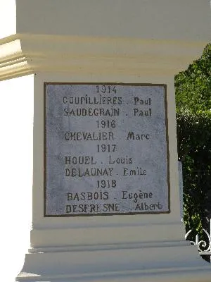 Monument aux morts de Bosc-Renoult-en-Ouche
