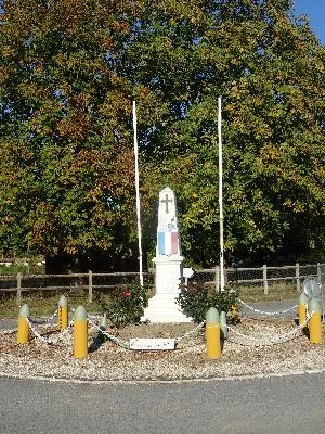 Monument aux morts de Saint-Aubin-le-Guichard