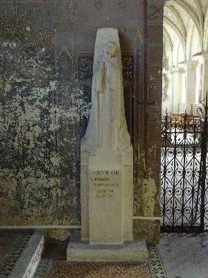 Monument Jeanne d'Arc de l'église de la Madeleine de Verneuil-sur-Avre