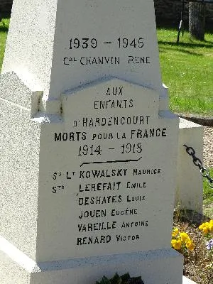 Monument aux morts d'Hardencourt-Cocherel