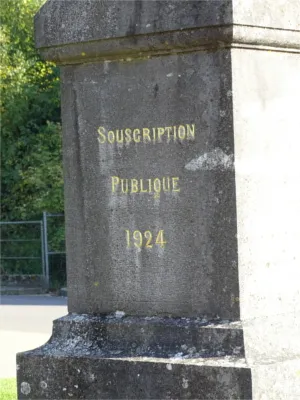 Monument aux morts de Mouflaines