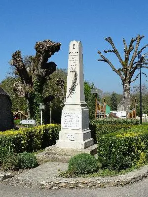 Monument aux morts de Sainte-Colombe-près-Vernon