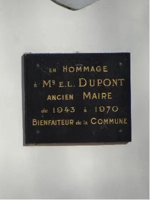 Plaque E. L. Dupont de Muids