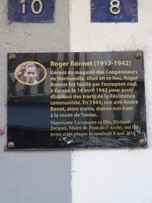 Plaque Roger BONNET à Pont-de-l'Arche
