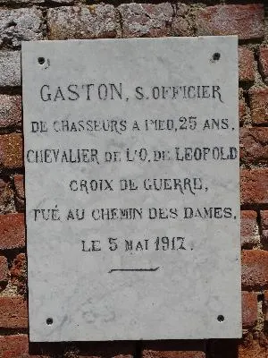 Plaque Gaston d'Acquigny