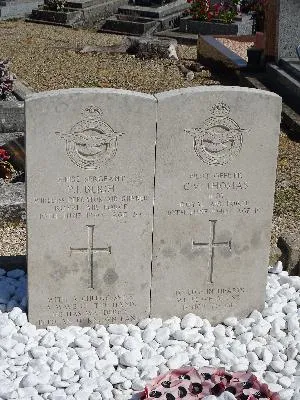 Tombe militaire Soldats britanniques de Gasny