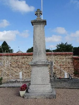 Monument aux Morts du cimetière de Fleury-sur-Andelle