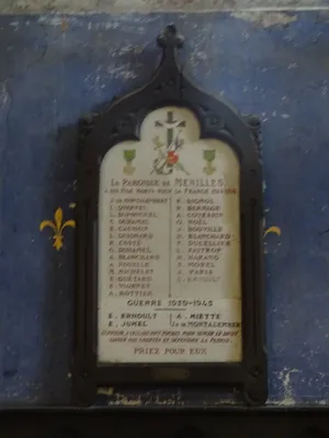 Plaque aux Morts de l'Église Saint-Pierre et Saint-Paul de Ménilles