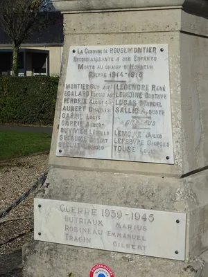 Monument aux Morts de Rougemontiers
