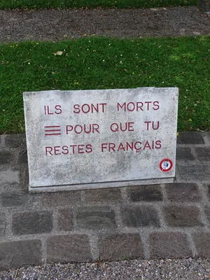 Monument Charles de Gaulle à Évreux