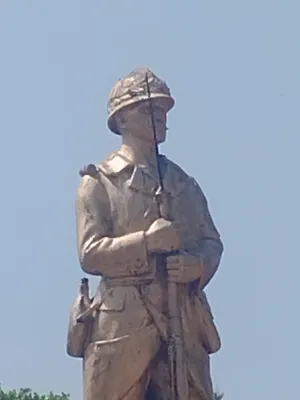 Monument aux Morts de Nonancourt