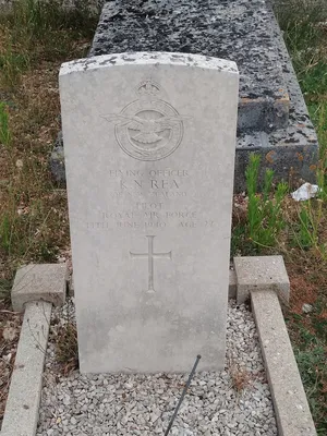 Tombe militaire britanniques à Breux-sur-Avre