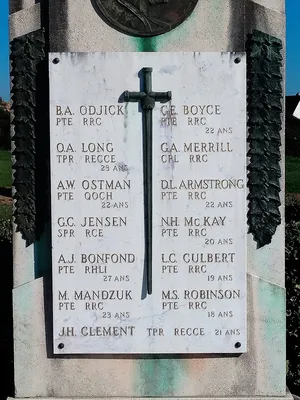 Monument aux Soldats canadiens à Saint-Ouen-du-Tilleul