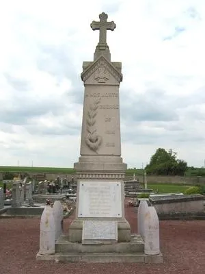 Monument aux morts de Boisset-les-Prévanches