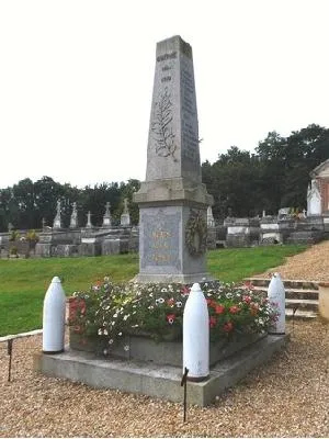 Monument aux morts de Tillières-sur-Avre
