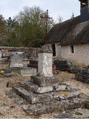 Calvaire du cimetière de Houlbec-Cocherel