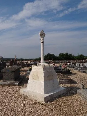 Calvaire du cimetière de Pont-de-L'Arche
