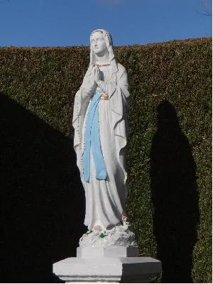 Statue de la Vierge de Saint-Mards-de-Blacarville
