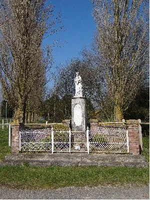 Statue de la Vierge de Saint-Mards-de-Fresne