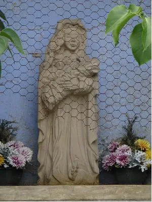 Statue de la Vierge de La Chapelle-Gauthier