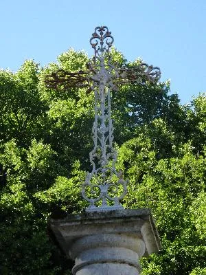 Croix du cimetière de Neuilly