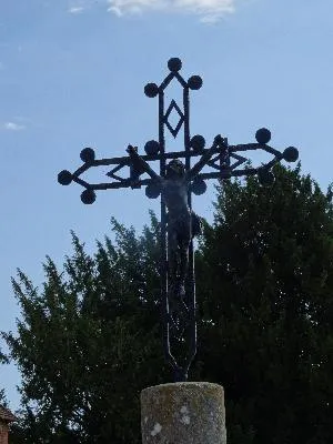 Croix du cimetière de Beauficel-en-Lyons