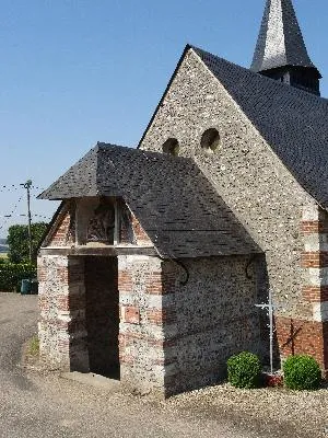 Croix de l'église de Mesnil-Verclives